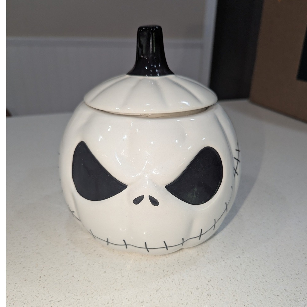 Disney Cookie Jar Unisex OS White Jack Skellington Pumpkin Ceramic